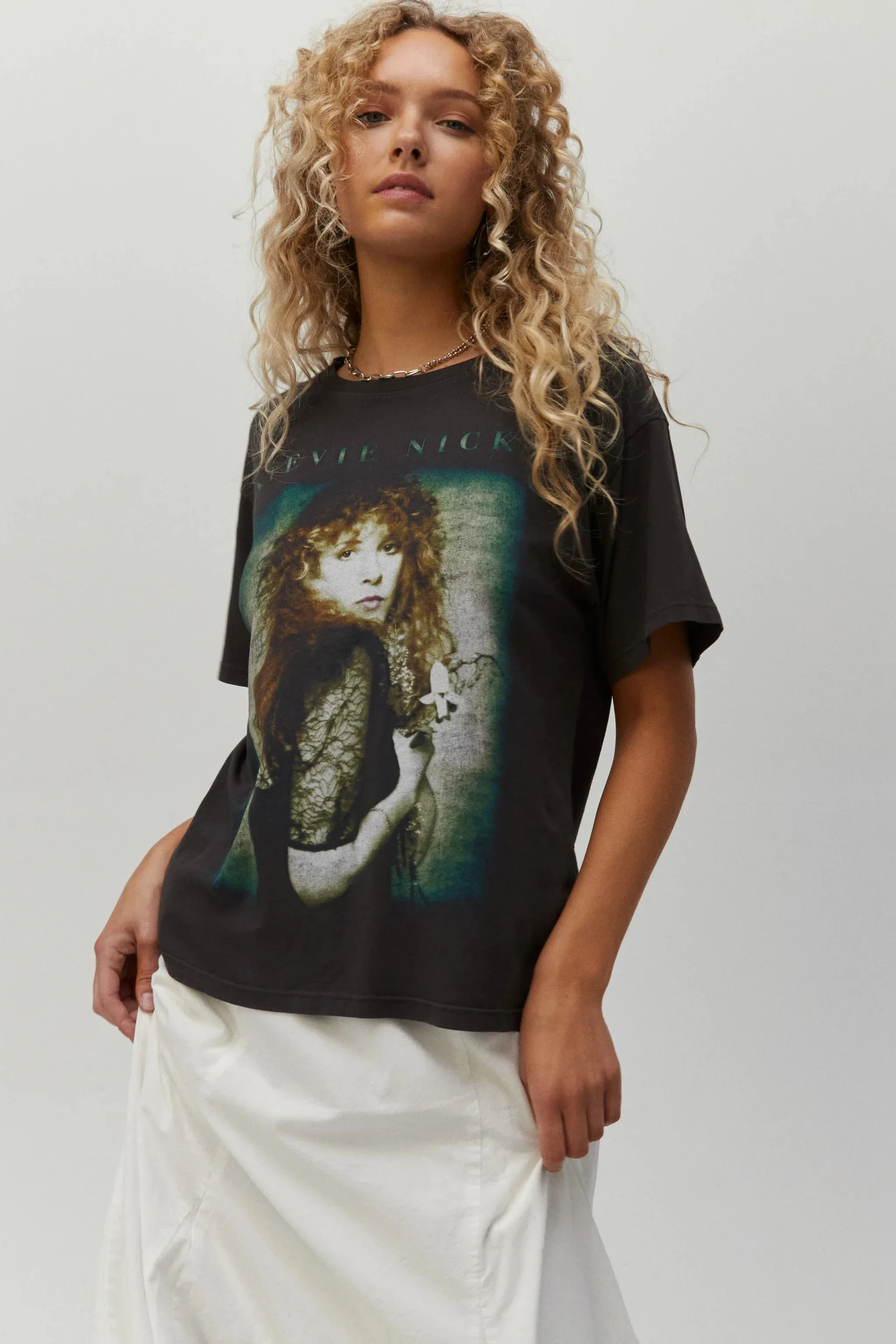 Daydreamer - Stevie Nicks Photo Boyfriend Tee - Washed Black