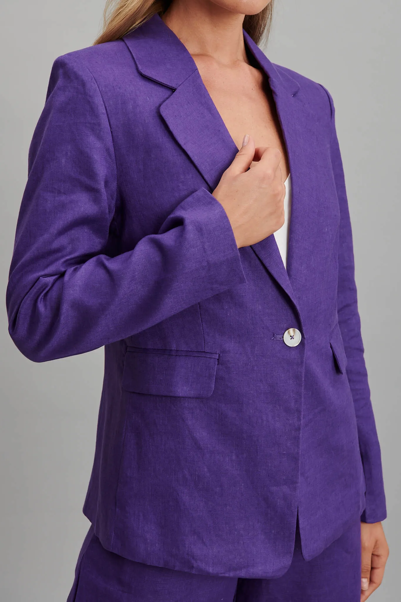 Deborah Blazer In Purple Pure Linen