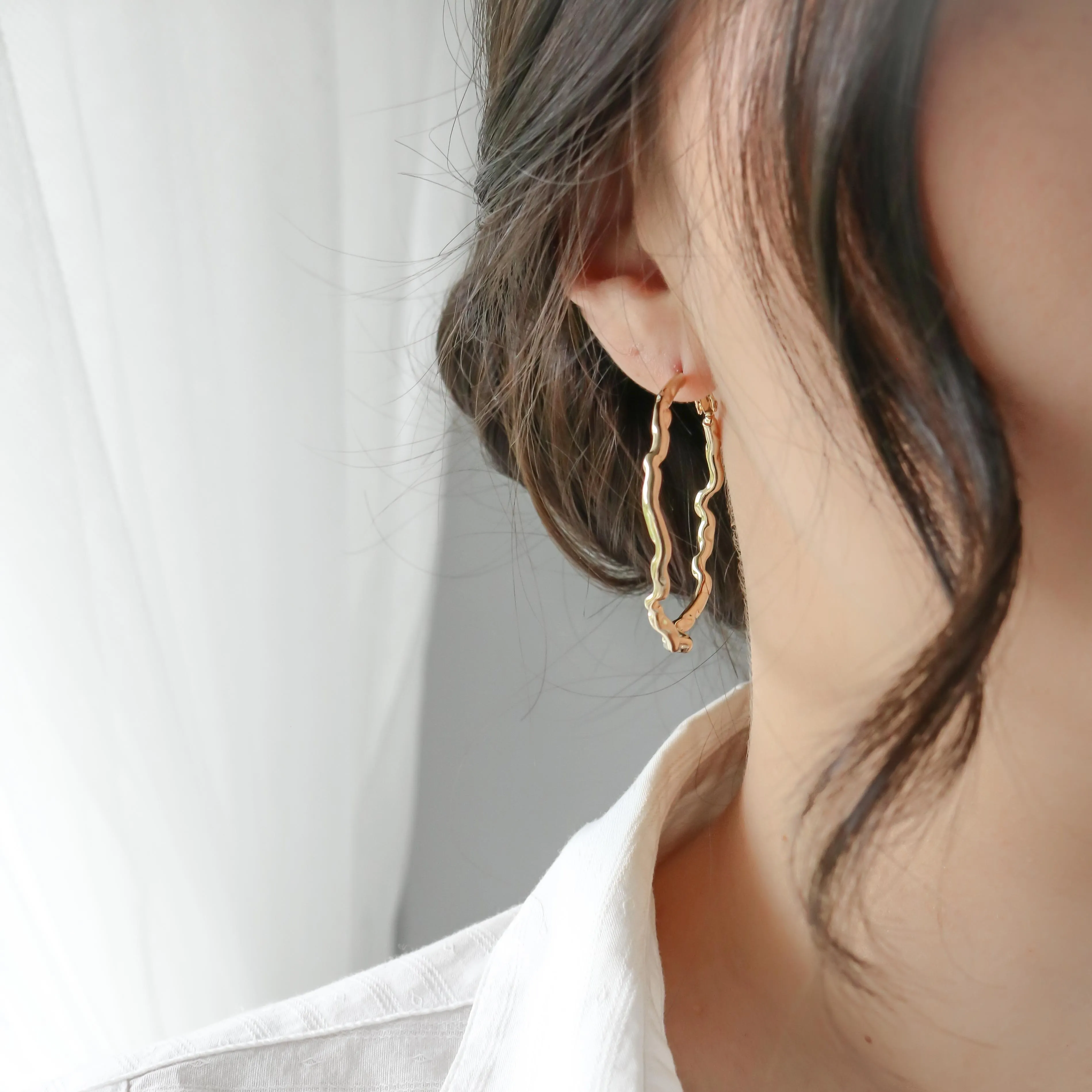 Lola Hoop Earrings