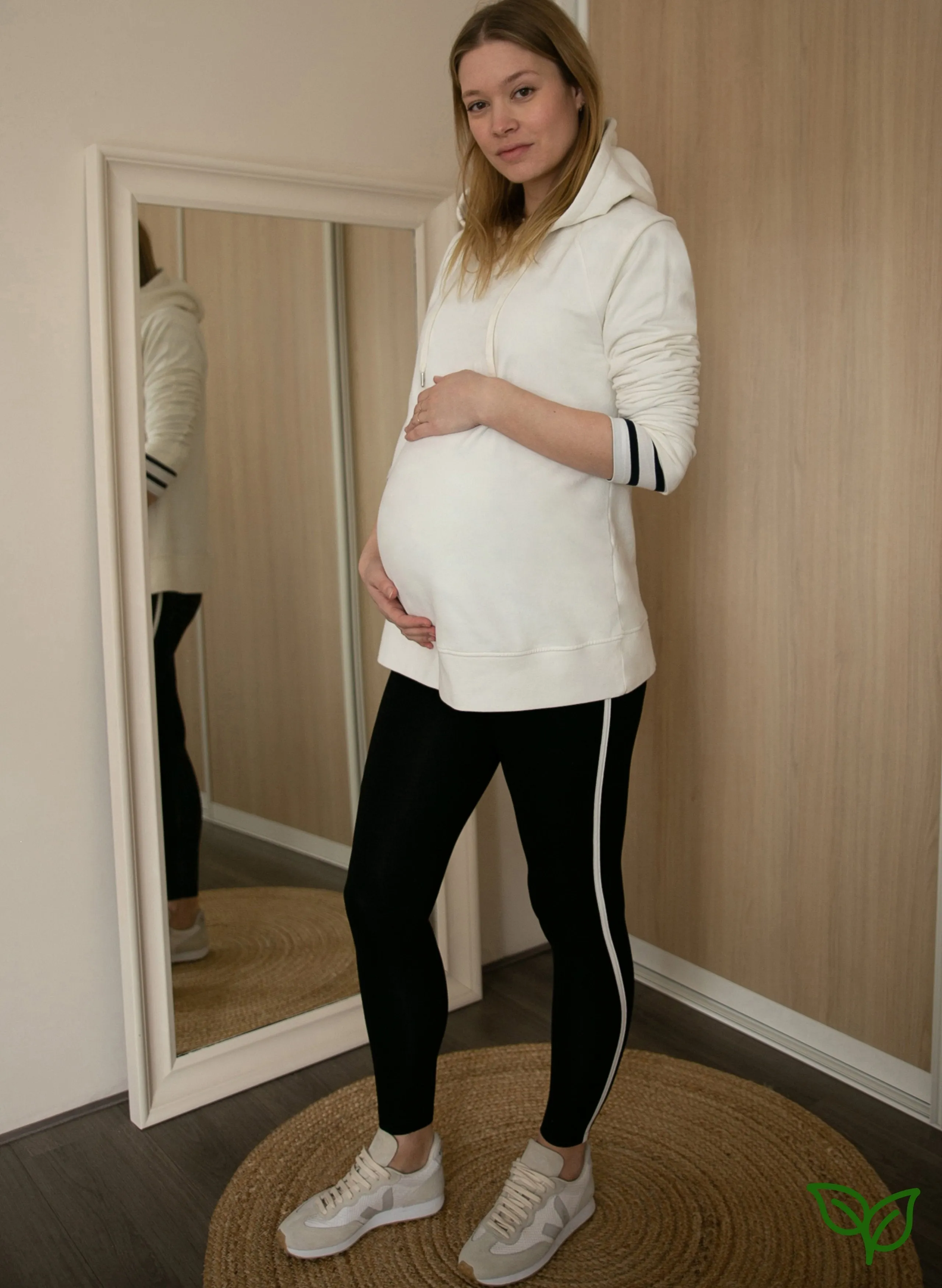 Maisie Organic Maternity Hoodie to Rent