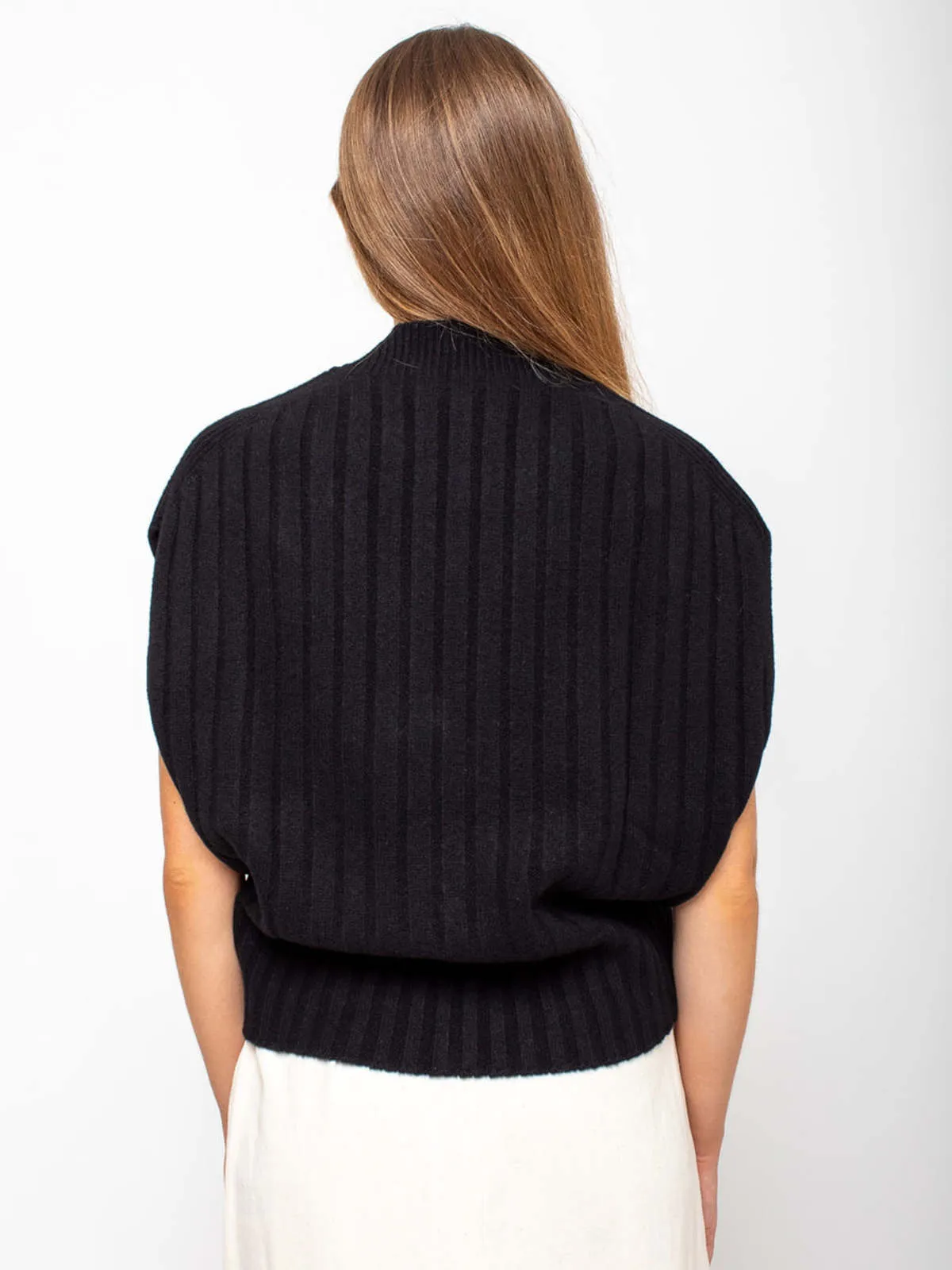 Sleeveless Ribbed Sweater - Jet Black