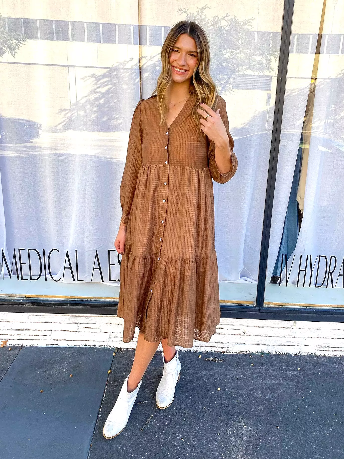 SOLID LONG SLEEVE TIERED RUFFLE MIDI DRESS - BROWN