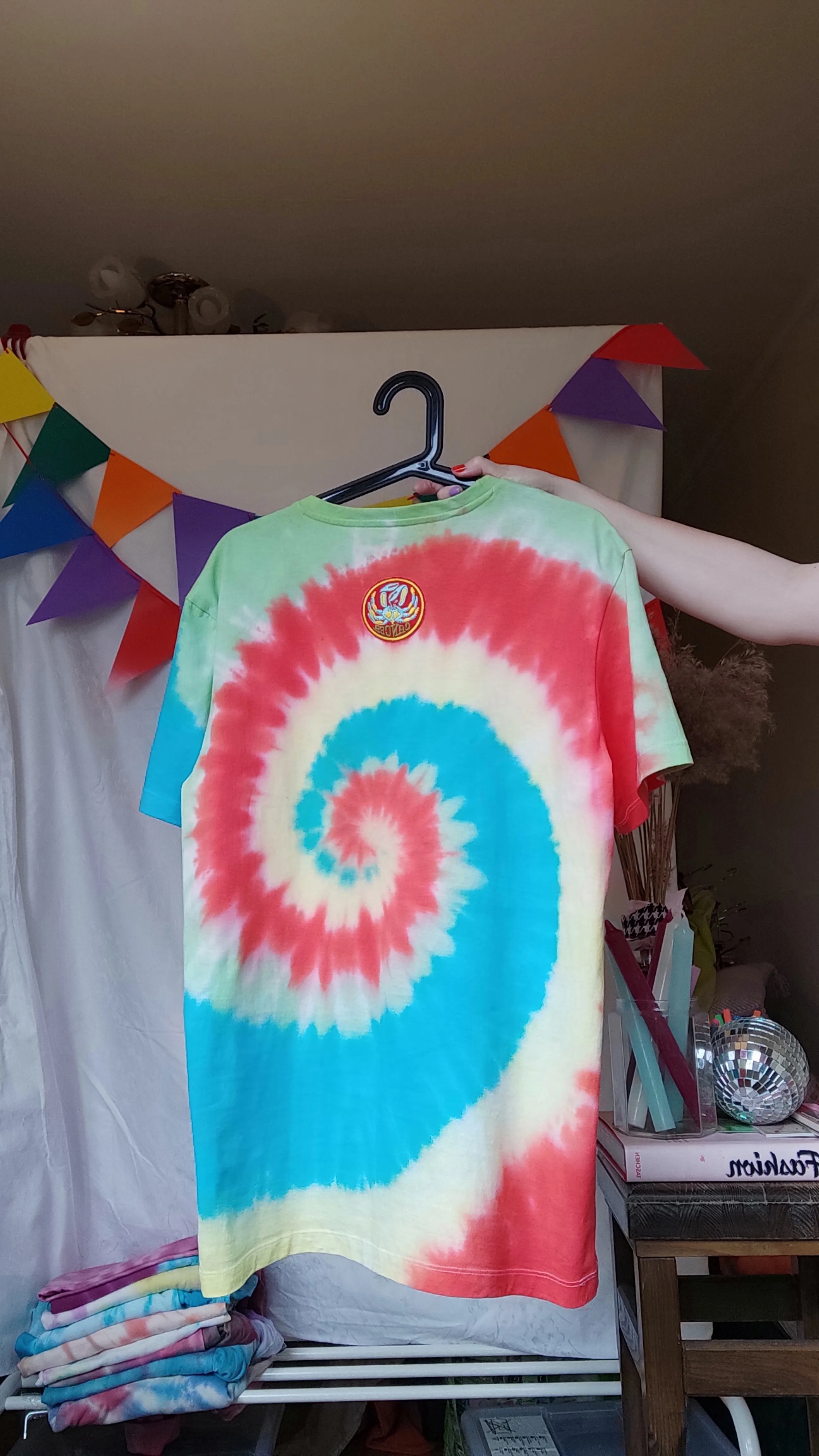 TIE-DYE T-SHIRT CANCER