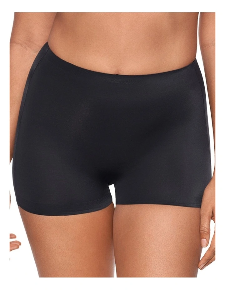 Wonderful Edge Boyshort Style Light Shaping Shorts in Black